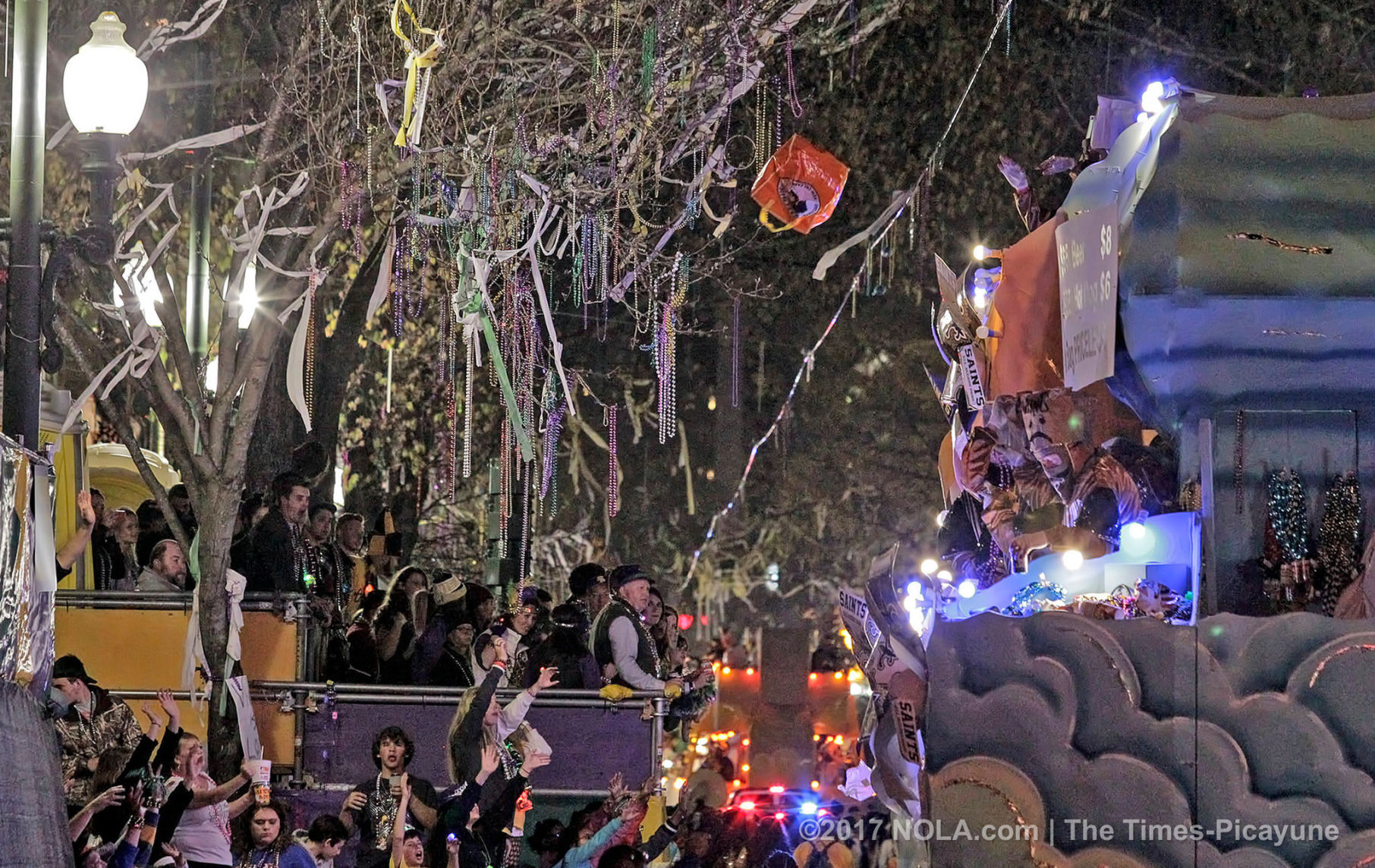 Krewe of Bacchus 2017 rolls in New Orleans: See Mardi Gras parade photos